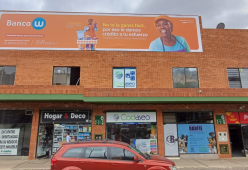 Fachadas en Plazas de Mercado