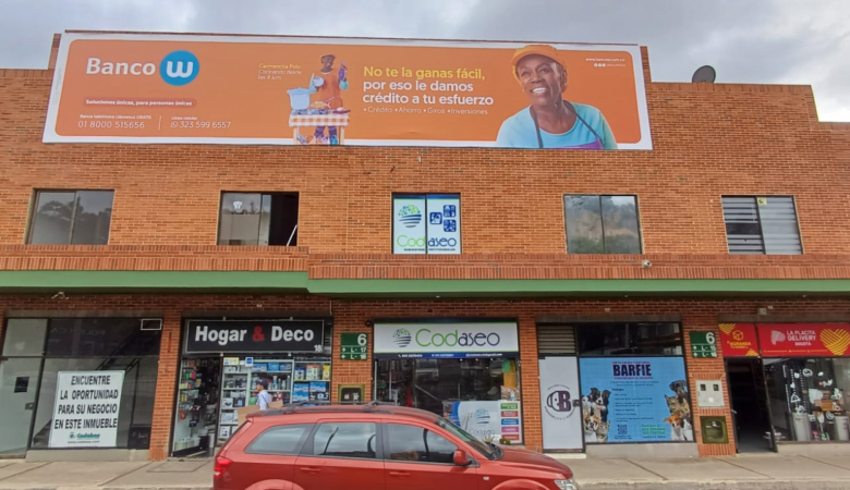 Fachadas en Plazas de Mercado