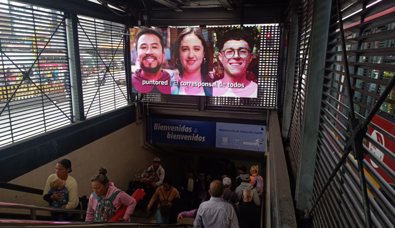 Pantalla LED En Transmilenio Estación Jimenez