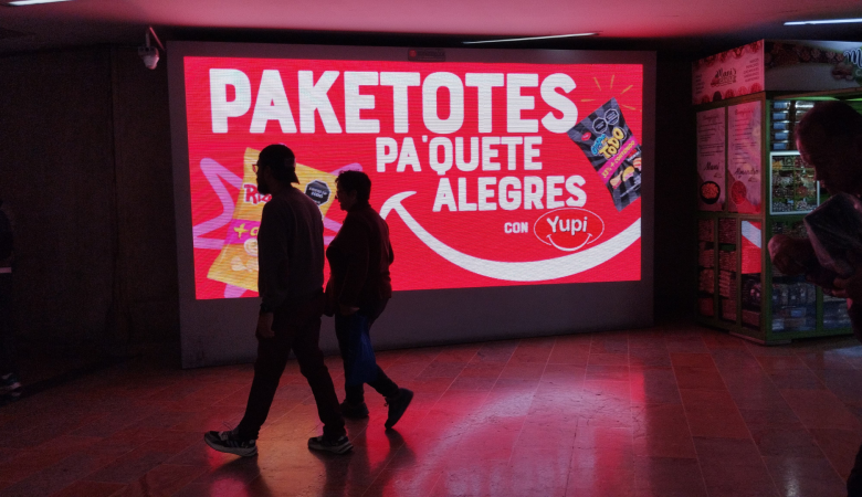 Pantalla LED En Transmilenio Portal Sur