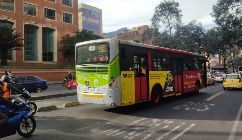 Publicidad en Transmilenio con Western Union